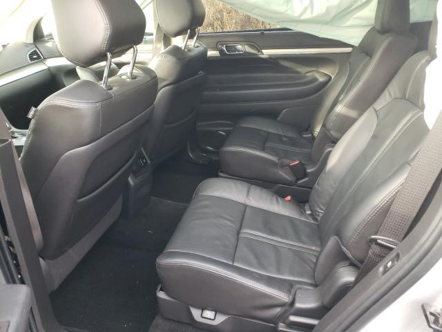 2018 LINCOLN MKT 2LMHJ5AT7JBL01340