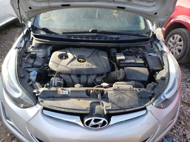 2016 HYUNDAI ELANTRA SE 5NPDH4AE8GH660067