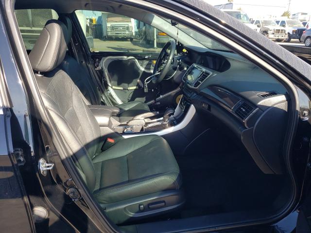 2017 HONDA ACCORD TOU 1HGCR3F91HA027998