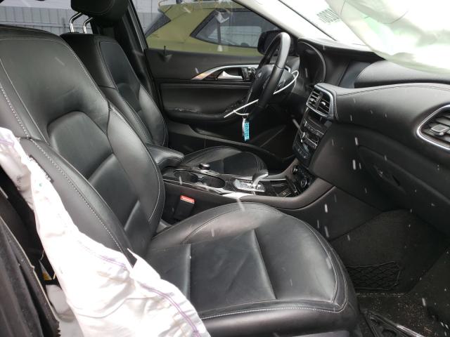 2017 INFINITI QX30 BASE SJKCH5CR4HA024625