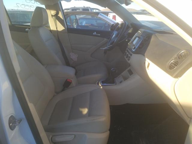 2016 VOLKSWAGEN TIGUAN WVGAV7AX0GW601700