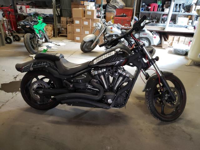 2015 YAMAHA XV1900 CU JYAVP37E4FA000246