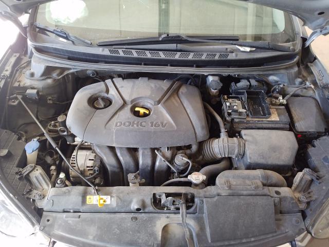 2013 HYUNDAI ELANTRA GL 5NPDH4AE3DH389513