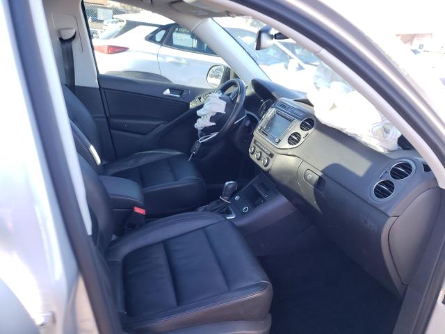 2017 VOLKSWAGEN TIGUAN SPO WVGUV7AX4HW504451