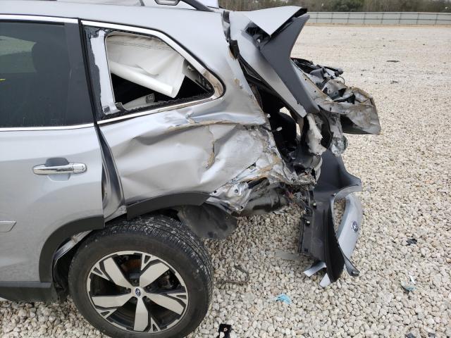 2019 SUBARU FORESTER T JF2SKAWC0KH589633