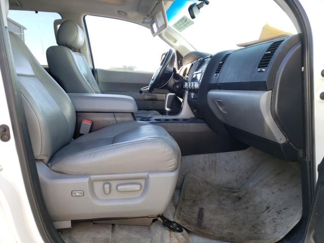 2011 TOYOTA SEQUOIA LI 5TDKY5G14BS034214