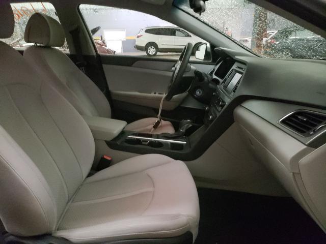 2016 HYUNDAI SONATA SE 5NPE24AF5GH390147