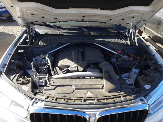 2015 BMW X5 XDRIVE3 5UXKR0C54F0P12587