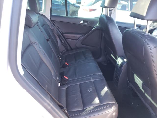 2017 VOLKSWAGEN TIGUAN SPO WVGUV7AX4HW504451