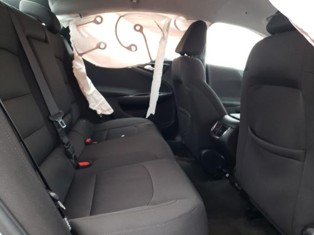 2018 CHEVROLET MALIBU 1G1ZD5ST5JF272275