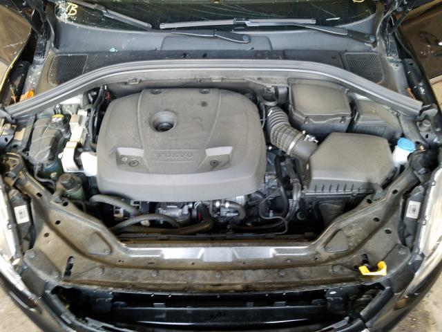 2017 VOLVO XC60 T6 IN YV449MRU2H2038895