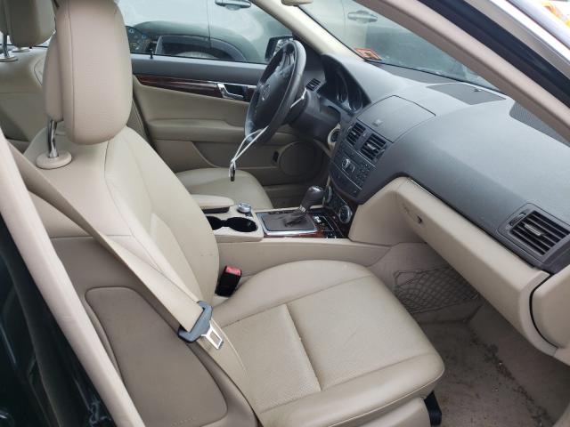 2011 MERCEDES-BENZ C300 WDDGF8BB8BR144779