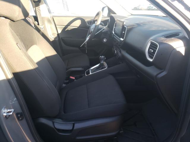 2021 HYUNDAI VENUE SE KMHRB8A32MU078606
