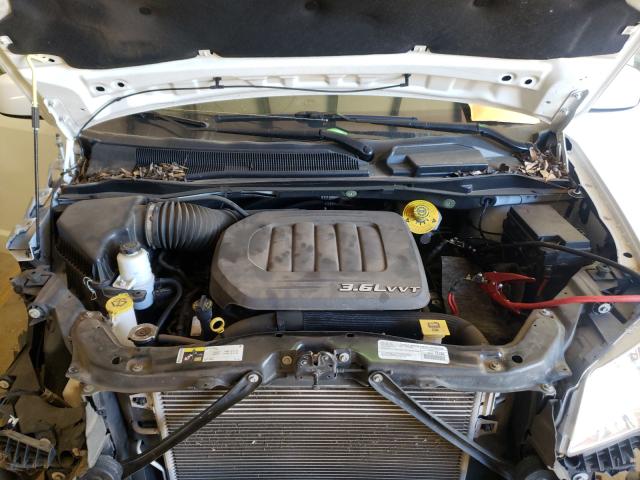 2018 DODGE GRAND CARA 2C4RDGCG3JR239420