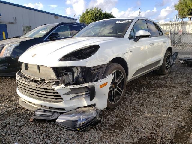 VIN WP1AA2A57KLB03696 2019 Porsche Macan no.2