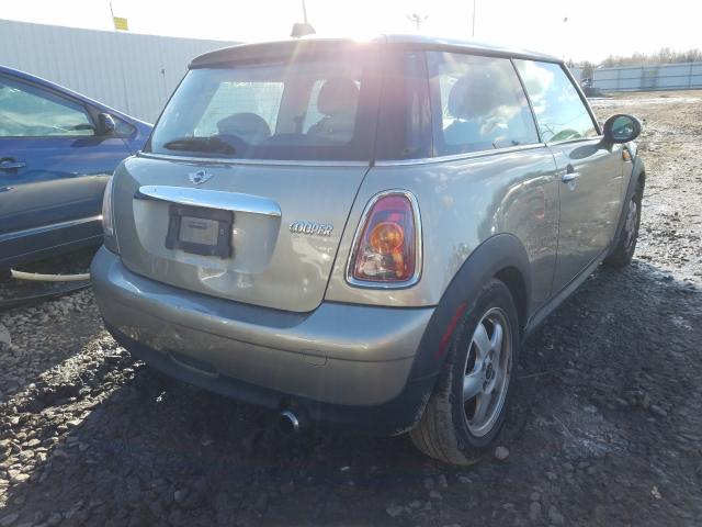 2010 MINI COOPER WMWMF3C55ATZ64177