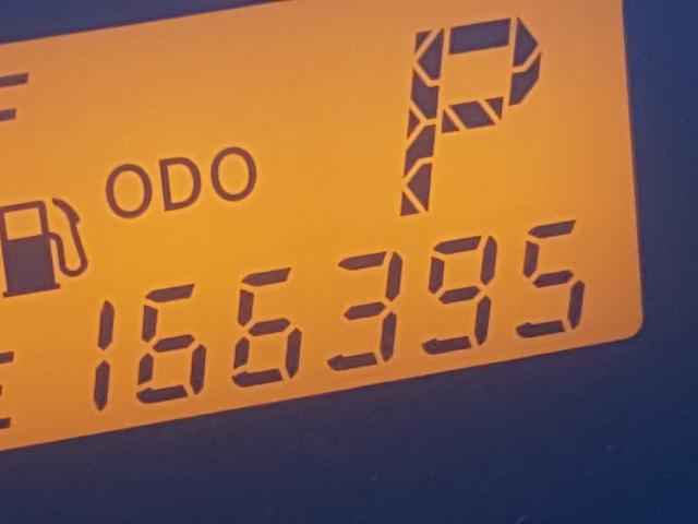 2010 TOYOTA YARIS JTDKT4K36A5284530