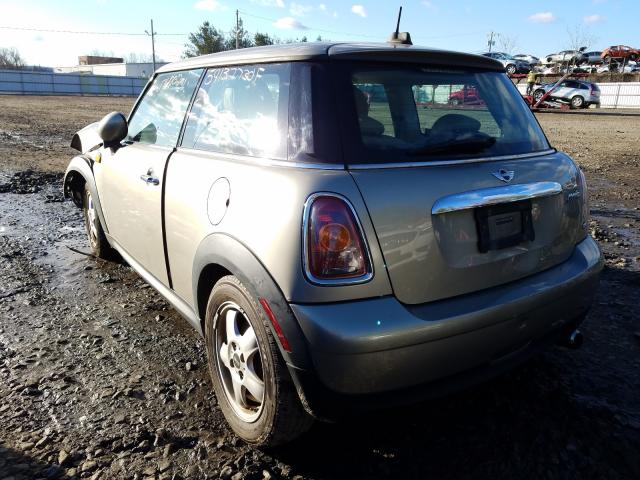 2010 MINI COOPER WMWMF3C55ATZ64177