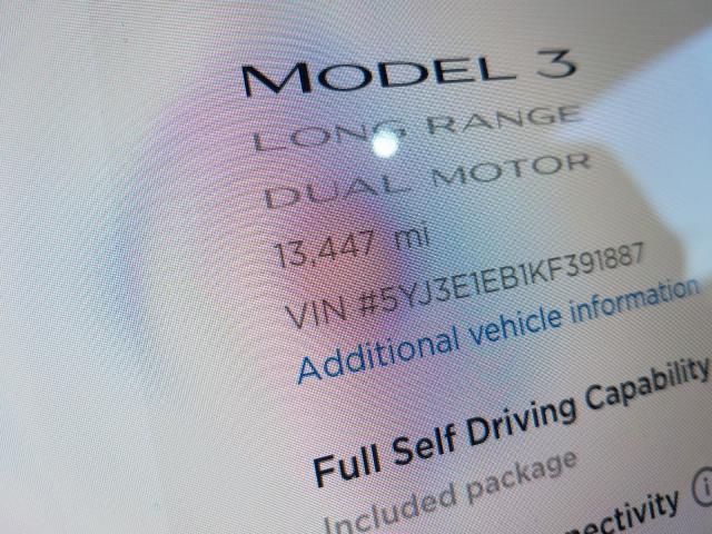 2019 TESLA MODEL 3 5YJ3E1EB1KF391887