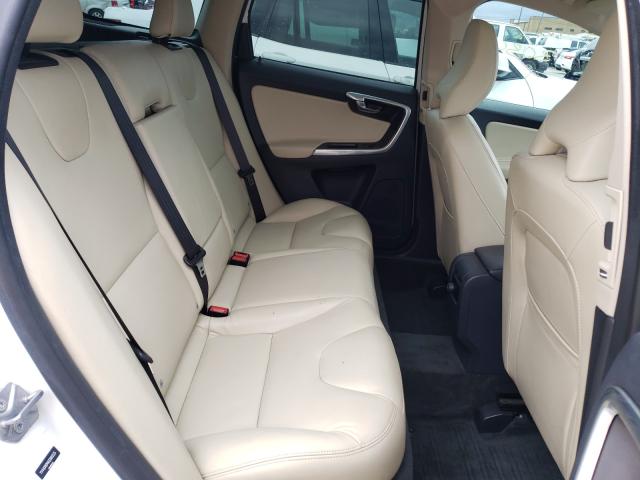2016 VOLVO XC60 T5 PL YV440MDM4G2880525