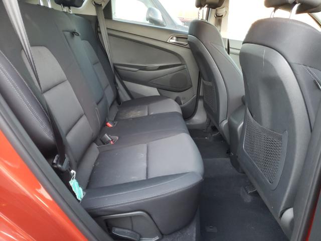 2018 HYUNDAI TUCSON SE KM8J2CA49JU611555