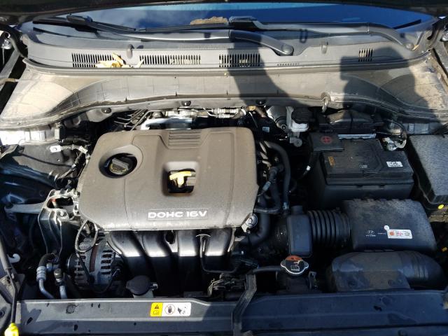 2018 HYUNDAI KONA SEL KM8K2CAA5JU180805