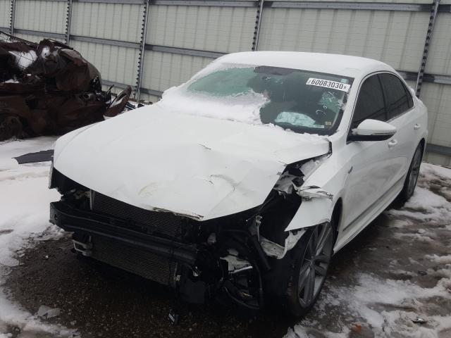 2017 VOLKSWAGEN PASSAT R-L 1VWDT7A38HC002645