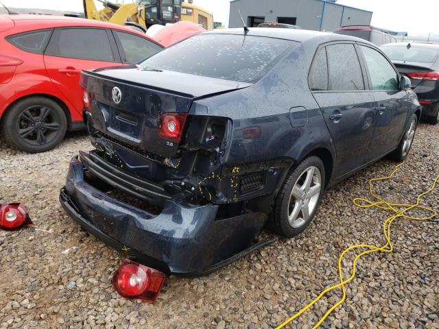 2010 VOLKSWAGEN JETTA LIMI 3VWAZ7AJ0AM106308