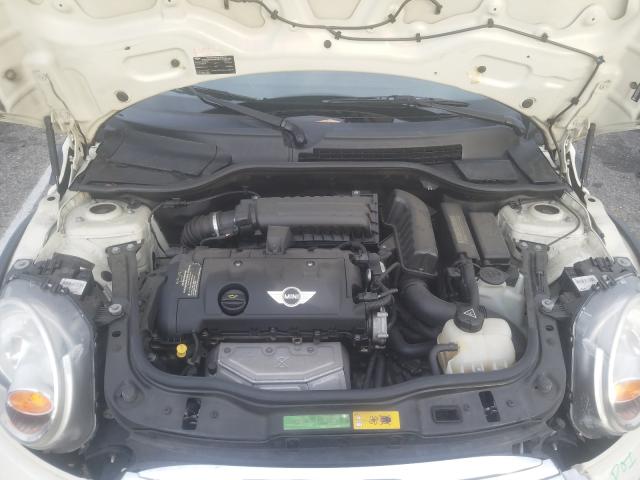 2011 MINI COOPER WMWSU3C55BT091609