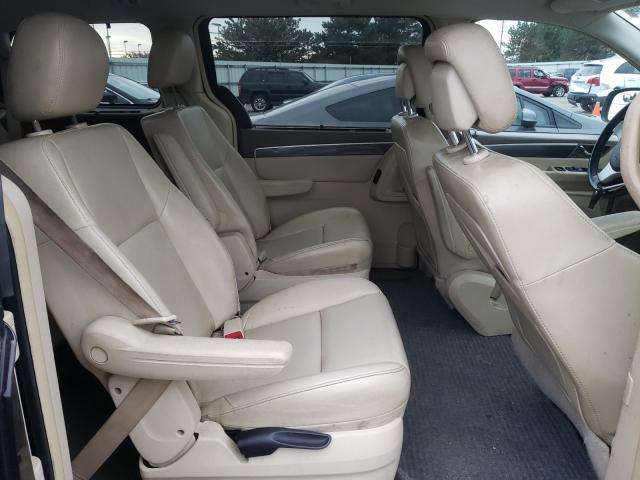 2010 VOLKSWAGEN ROUTAN SE 2V4RW3D16AR360025