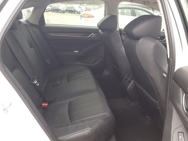 2018 HONDA ACCORD TOU 1HGCV3F95JA004449