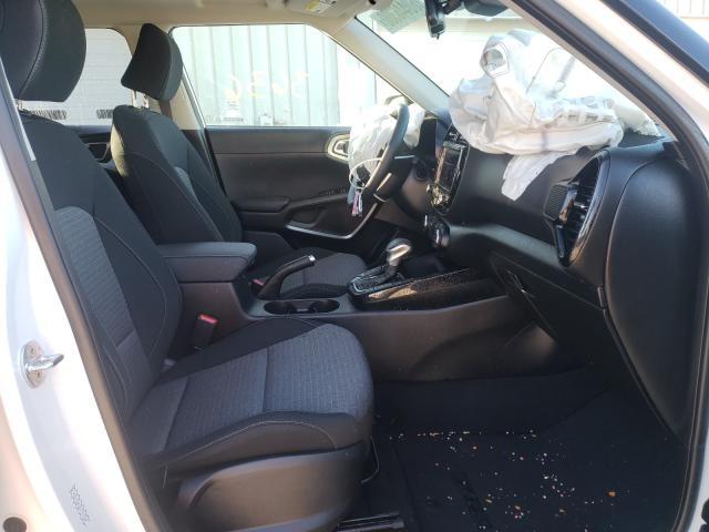 2021 KIA SOUL EX KNDJ33AU2M7749524