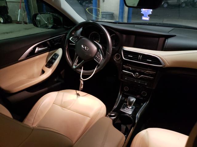 2017 INFINITI QX30 BASE SJKCH5CR6HA016526