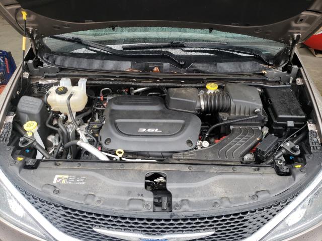 2017 CHRYSLER PACIFICA L 2C4RC1GG4HR748677