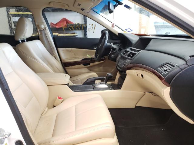 2011 HONDA ACCORD CRO 5J6TF2H54BL003809