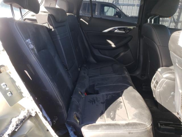 2017 INFINITI QX30 BASE SJKCH5CR4HA024625