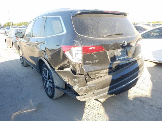 2017 HONDA PILOT TOUR 5FNYF5H90HB042022