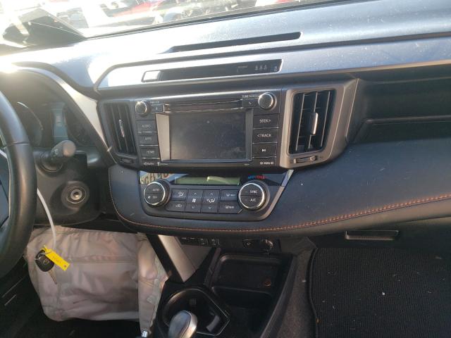 2018 TOYOTA RAV4 SE JTMNFREV1JD119926