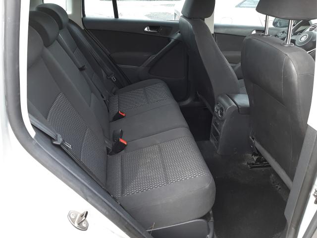2011 VOLKSWAGEN TIGUAN WVGAV7AX6BW525666