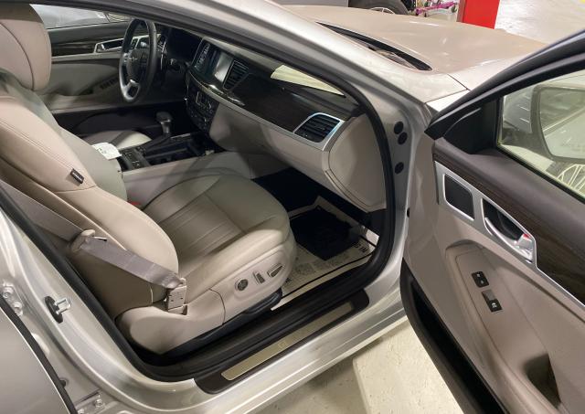 2018 GENESIS G80 BASE KMHGN4JE8JU262579