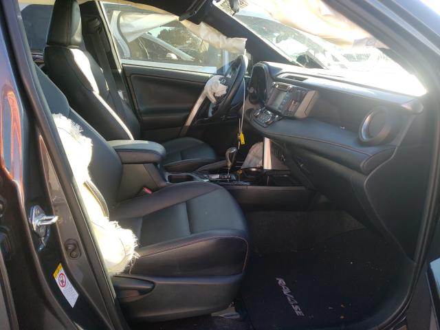 2018 TOYOTA RAV4 SE JTMNFREV1JD119926