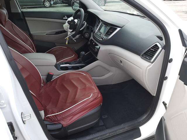 2018 HYUNDAI TUCSON SE KM8J23A42JU674397