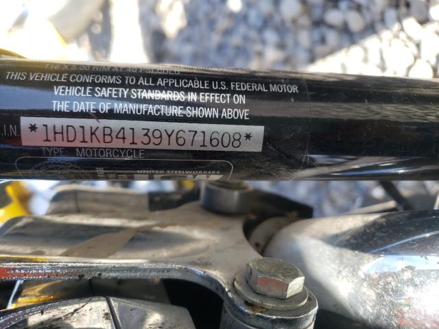 2009 HARLEY-DAVIDSON FLHX 1HD1KB4139Y671608