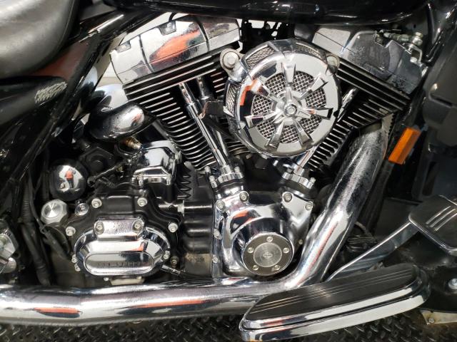 2008 HARLEY-DAVIDSON FLHX 1HD1KB4128Y645449