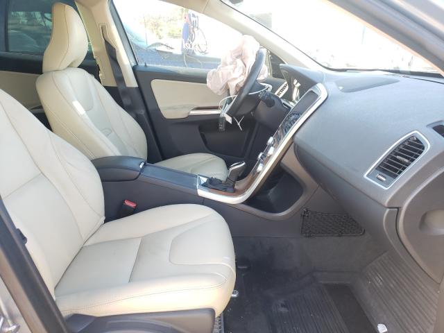 2017 VOLVO XC60 T5 IN YV440MDUXH2089935