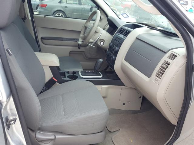 2010 FORD ESCAPE XLS 1FMCU0C72AKA70871
