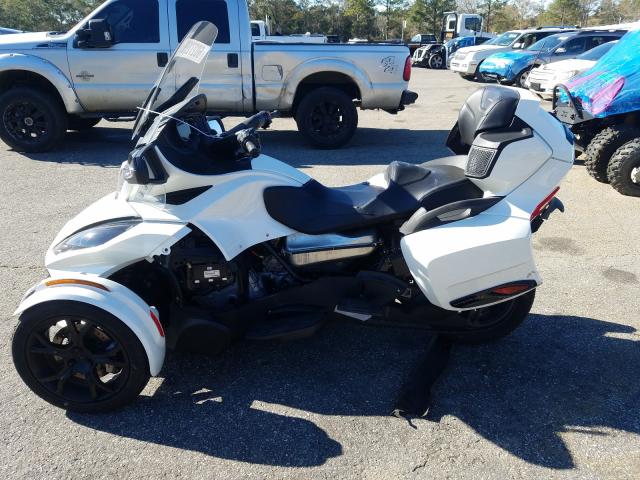 2019 CAN-AM SPYDER ROA 2BXNBDD22KV001895
