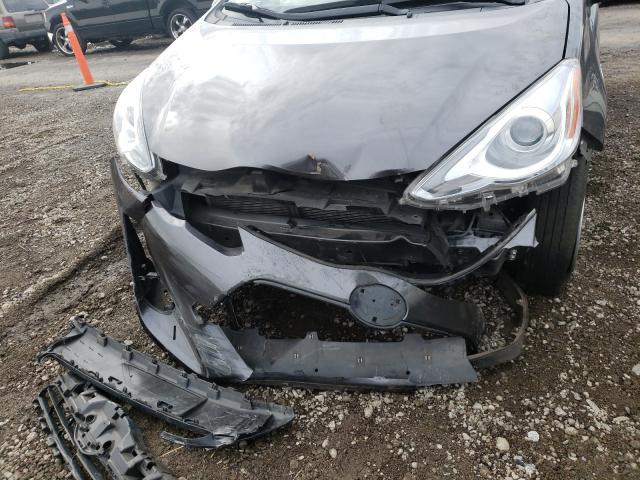 2017 TOYOTA PRIUS C JTDKDTB35H1595357