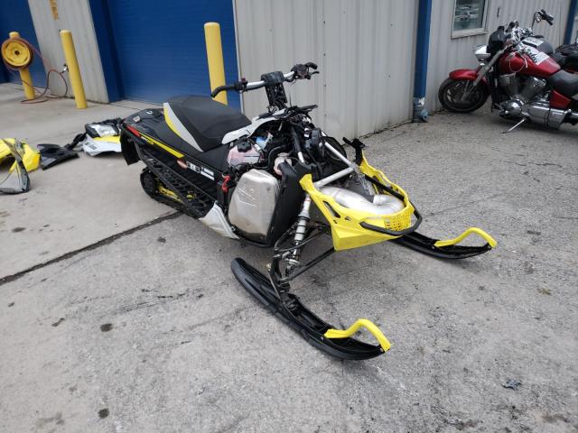 Salvage cars for sale from Copart Ellwood City, PA: 2015 Skidoo Snowmobile