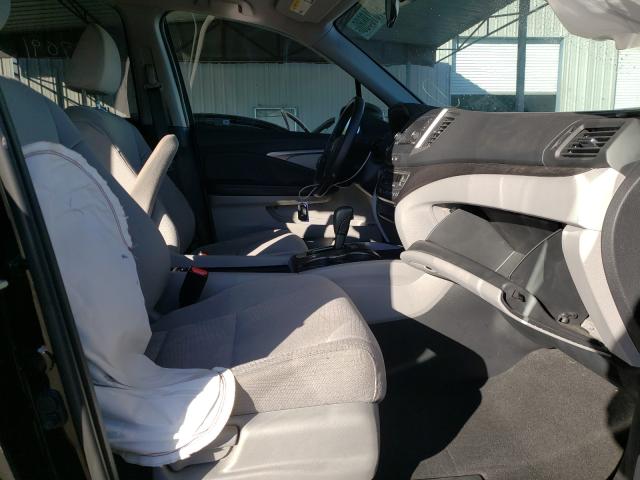 2017 HONDA PILOT LX 5FNYF5H17HB029181